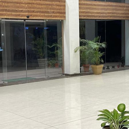 Heaven 7 Hotel & Resort Himatnagar Bagian luar foto