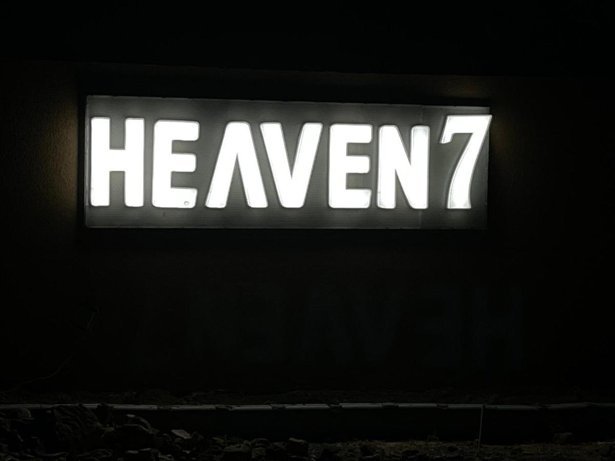 Heaven 7 Hotel & Resort Himatnagar Bagian luar foto